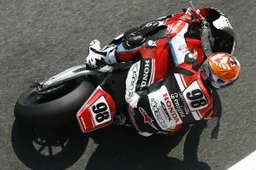 Superbike: non ce la fa Hopkins, ancora Zemke a Miller