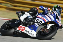 Superbike: James Toseland "Più veloci di 2 secondi"