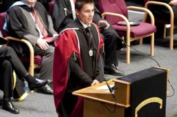 Superbike: laurea honoris causa per James Toseland