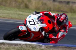 ASBK Queensland Superpole: prima pole con Honda per Stauffer
