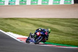 O'Halloran ancora in pole nel British Superbike, Hickman a 0"019
