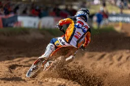 Motocross MXGP Kegums: Jeffrey Herlings torna Re della sabbia