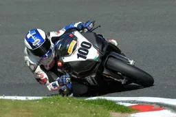 BSB: Jenny Tinmouth torna a correre tra le Supersport