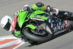 Superstock 1000: MRS Kawasaki con Guarnoni e Lanusse