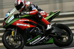 Supersport: novità tecniche per le Kawasaki ufficiali