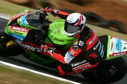 Supersport: le Kawasaki scoprono il "chattering"