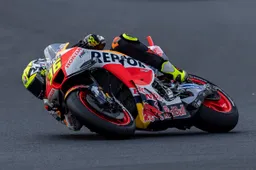 MotoGP, Joan Mir affonda anche con il telaio Kalex: il futuro si fa incerto