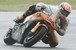 Moto2 Aragon Prove 2: Johann Zarco 1° con caduta