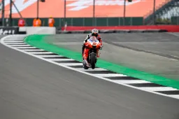 MotoGP, Johann Zarco solo 14°: "Un grosso errore di strategia"