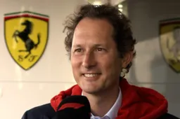 F1, Elkann: "Ferrari punta al titolo". Ma i tifosi sono stufi delle chiacchiere