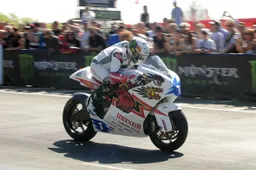 Tourist Trophy: Mugen raddoppia al TT Zero con McGuinness e Anstey