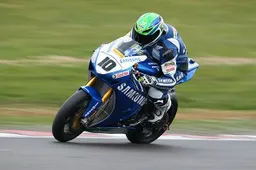 BSB Brands Hatch Gara 1: Kirkham beffa Seeley, Polita 11°