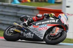 Moto2 Brno Warm Up: Jonas Folger 1° sotto la pioggia
