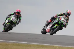 Superbike Donington: Prove 2, Jonathan Rea ha un passo formidabile