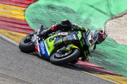 Superbike, Kawasaki divisa: Rea lavora sul presente, Lowes sul 2024