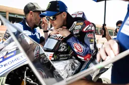 Superbike, Jonathan Rea sicuro: con la Yamaha R1 ha cambiato passo