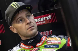 Superbike, Rea a Portimao per rispondere a Bautista: "Voglio vincere"