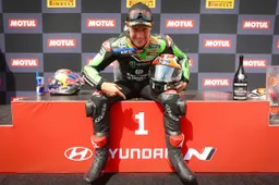 Superbike, Jonathan Rea vince e non si esalta: "Questa non è la realtà"