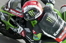 Superbike Laguna Seca Prove 1: Rea svetta nel finale