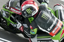 Superbike Portimao Prove 1: Rea precede Giugliano