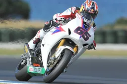 Superbike Phillip Island Qualifiche 1: vola Rea, 14 in 1 secondo