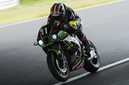 8h Suzuka: Jonathan Rea riporta la Kawasaki in pole!