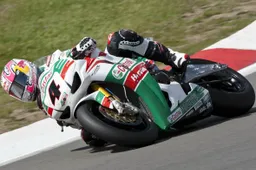 Superbike: il team Castrol Honda all'esordio con il ride by wire