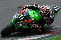 8h Suzuka: Jonathan Rea velocissimo nelle prime qualifiche