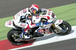 Superbike: Jonathan Rea ritrova la vittoria a Silverstone