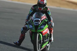 Superbike Jerez: vittorie di Sykes e Davies, Rea Campione