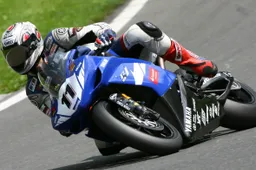 IDM Superbike: Yamaha con Jorg Teuchert e Nina Prinz
