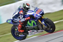 MotoGP Test Sepang: Lorenzo il più veloce del Day 1, Rossi 2°
