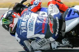 Jorge Lorenzo: "Bel compleanno con questa pole"