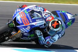 MotoGP Phillip Island Prove 2: Jorge Lorenzo con caduta