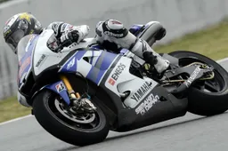 MotoGP: Lorenzo "Non siamo a posto con queste condizioni"