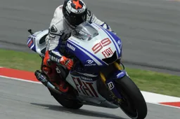 MotoGP: Jorge Lorenzo "Ci manca qualcosa rispetto ai rivali"