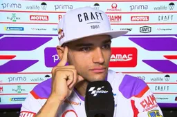 Jorge Martin furioso con Marquez: "Sempre lui! Mi ha rotto un dito"