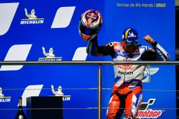 MotoGP, Jorge Martín ci scherza su: "Che fatica finire una gara!"