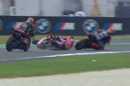 Jorge Martin sotto stress: quasi incidente con Quartararo, poi arriva un coniglio!