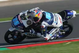 Moto3 Silverstone Warm Up Jorge Martin il più veloce