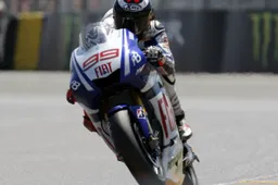 MotoGP: Lorenzo "Io e Rossi stessa moto, nessuna scusa"