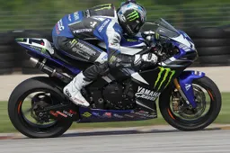 American Superbike: Graves Yamaha si prepara al 2012