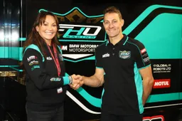 Josh Brookes passa a FHO Racing BMW per il British Superbike 2023