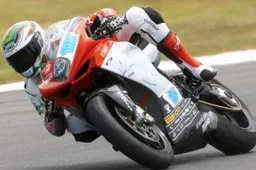 Supersport Phillip Island Gara: la MV vince con Cluzel