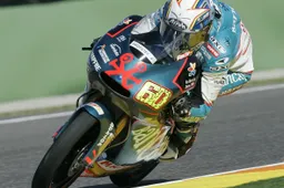 125cc Valencia Qualifiche: Simon beffa Corsi per 4 millesimi