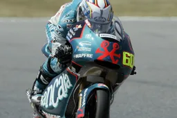 125cc Donington Prove Libere 2: Julian Simon velocissimo