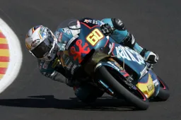 125cc Valencia Prove Libere 1: Julian Simon sempre al top