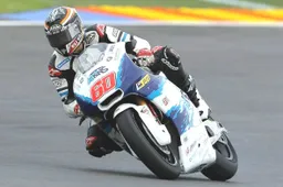 Moto2: operazione alla gamba destra per Julian Simon