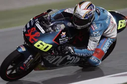 125cc Losail Warm Up: Simon precede Iannone, crash di Hoyle