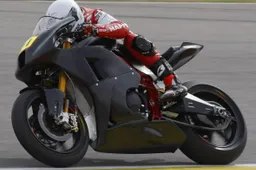 Moto2 Test Valencia: Julian Simon sempre in testa